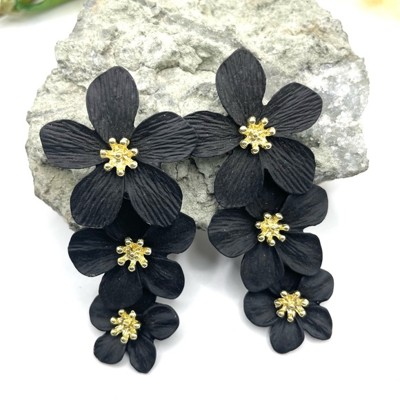 Triple Black Flower Earrings - Picture 2 of 5